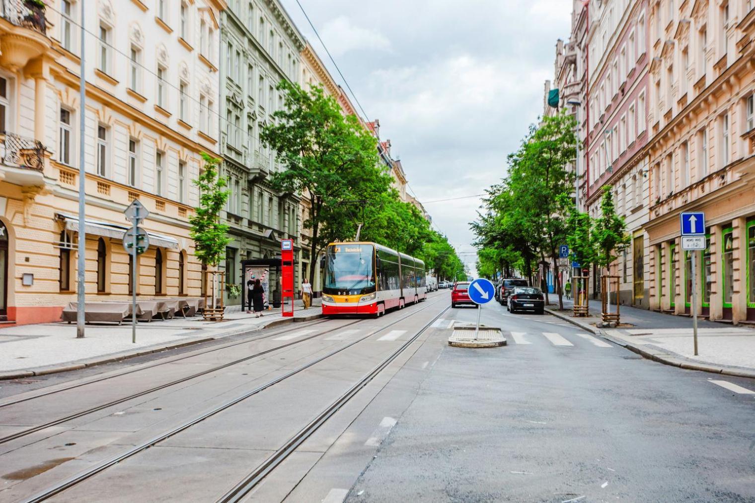 Blueground 2 Renovated Namesti Miru Prg-33